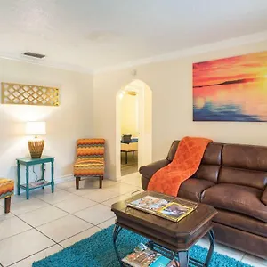 The Cozy House Tampa